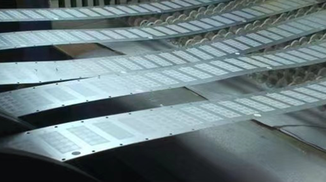 卷對卷連續蝕刻加工流程及應用領域